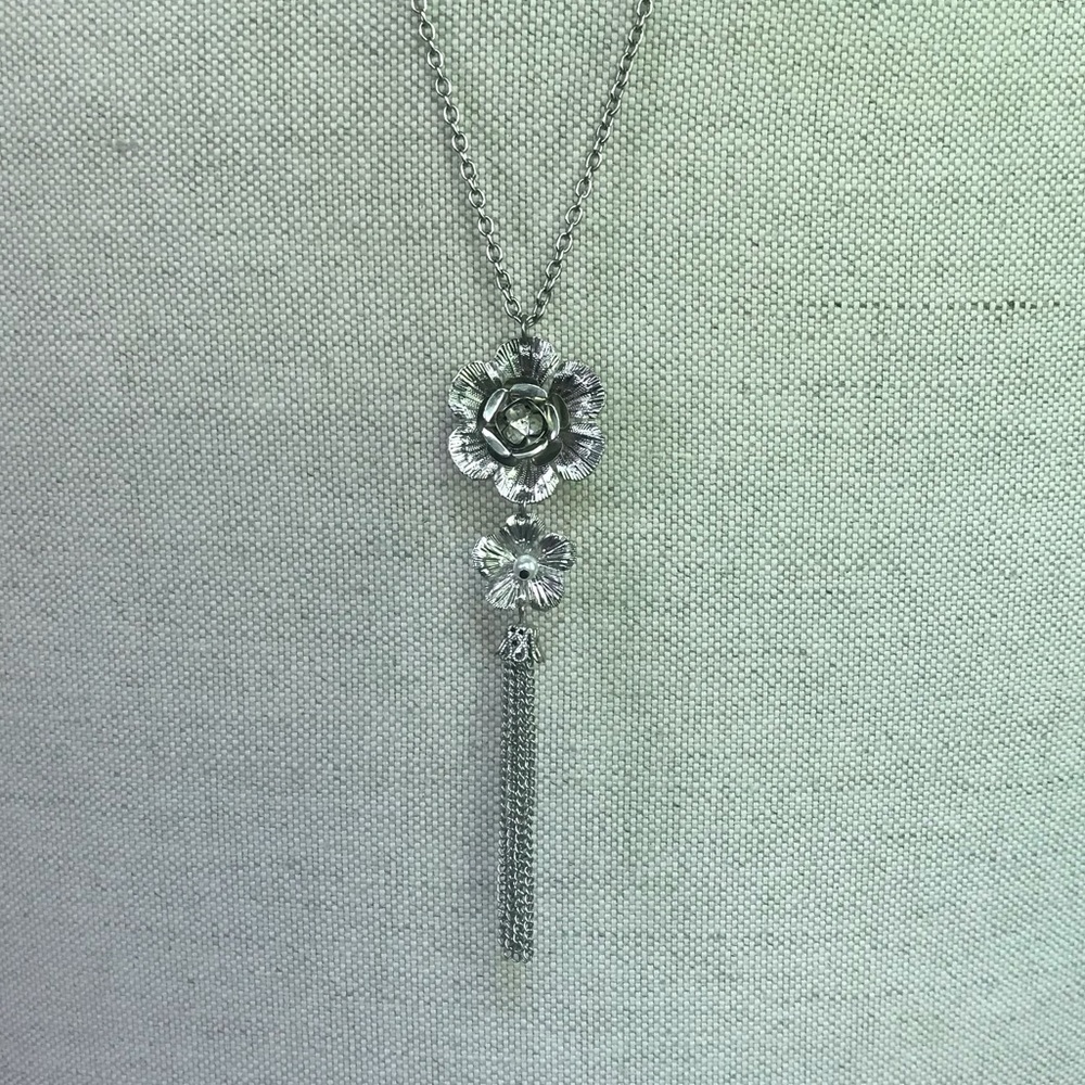 Silver Metallic Necklace